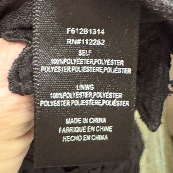 Adelyn Rae Black Lace Romper - Picture 7 of 8